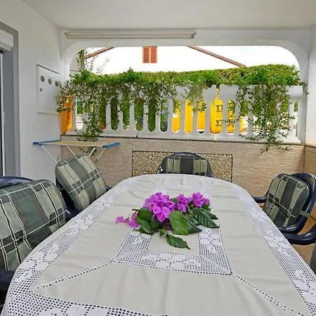 Apartment Matkovic Kukci