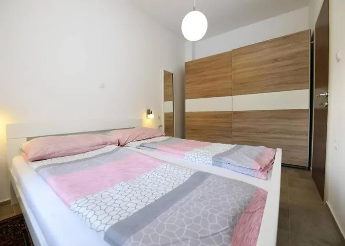 아파트 Matkovic Kukci